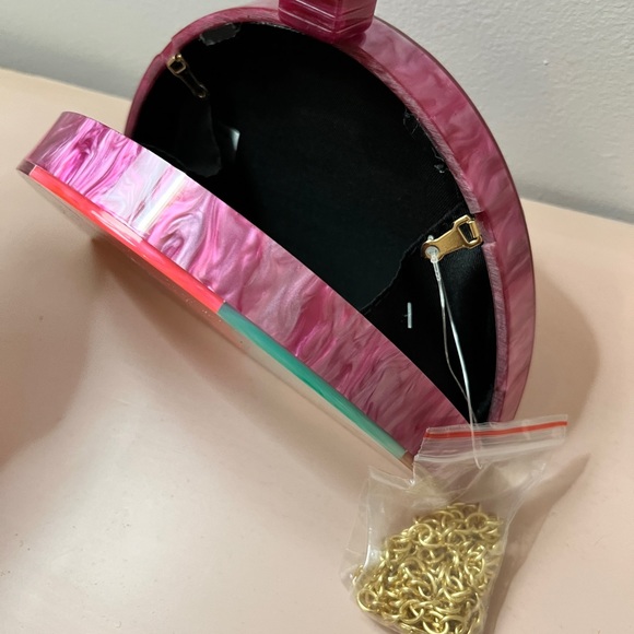 Clutch Meia Lua Multi Color Acrylic Clutch with Gold Metal Chain - Picture 2 of 6
